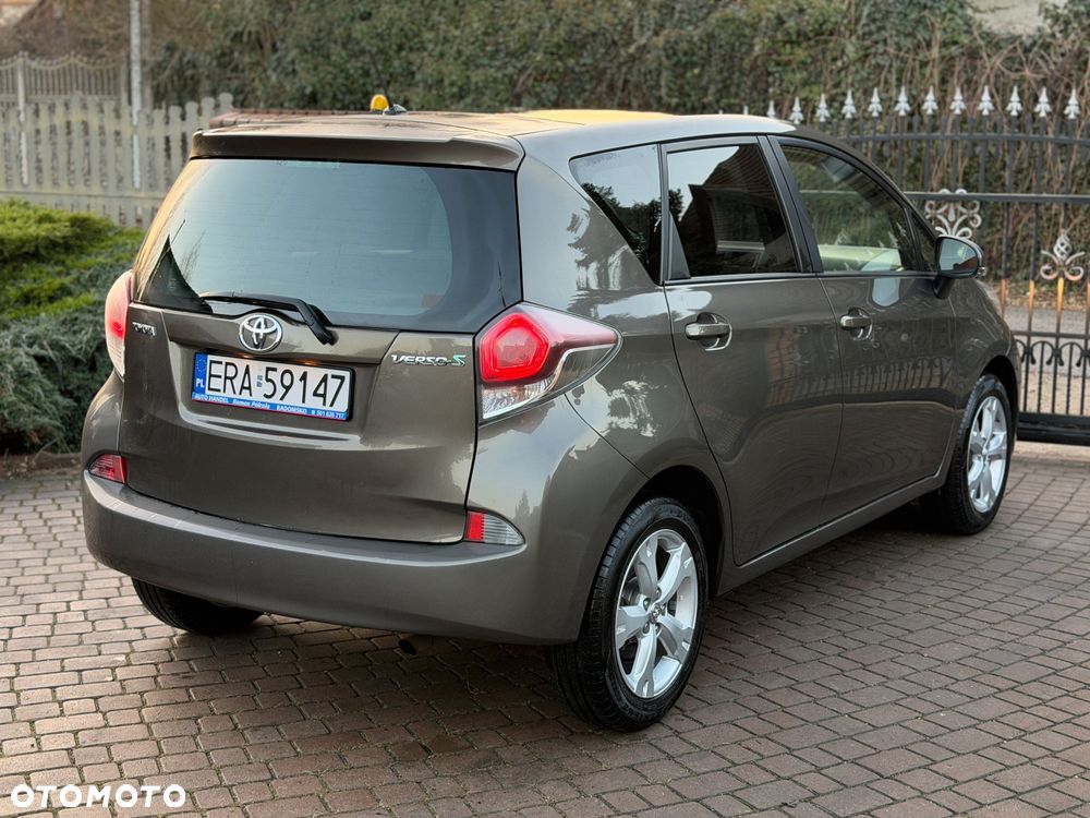 Toyota Verso S 1.33 VVT-i - 6