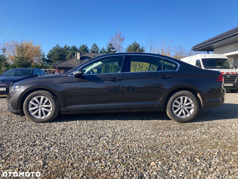 Volkswagen Passat 2.0 TDI SCR Comfortline DSG - 6