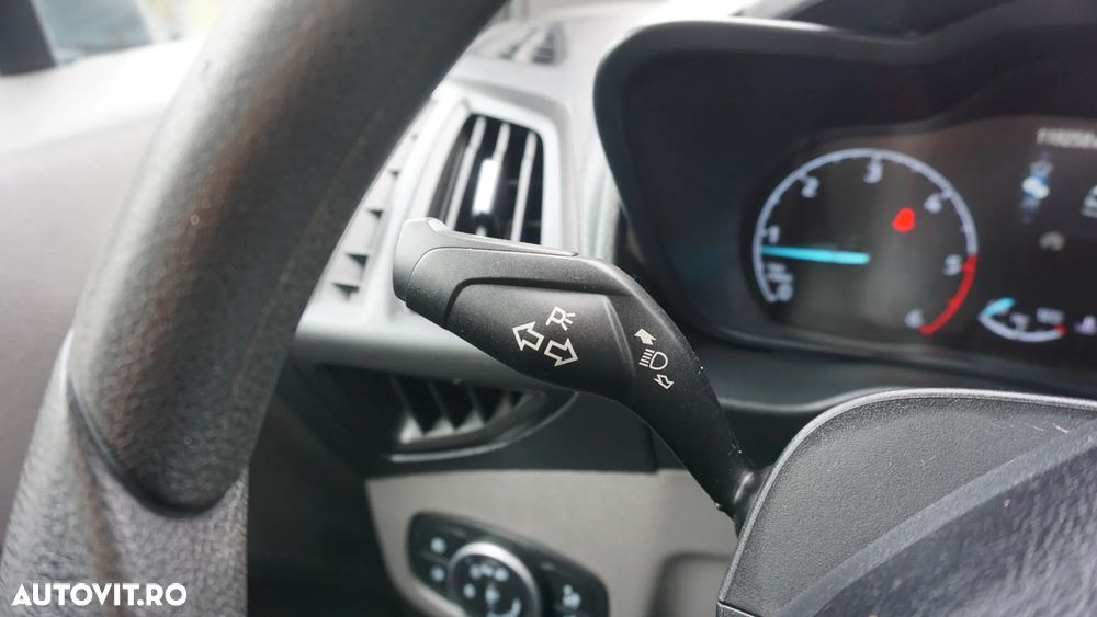 Ford Transit Connect - 16