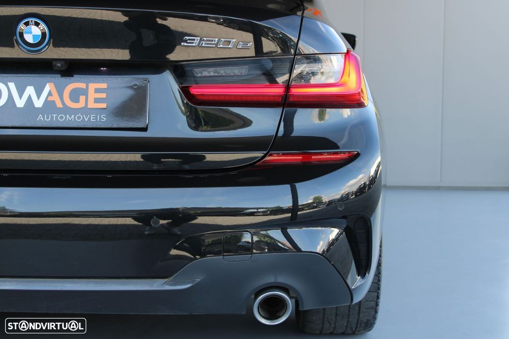 BMW 320 e Pack M Auto - 28