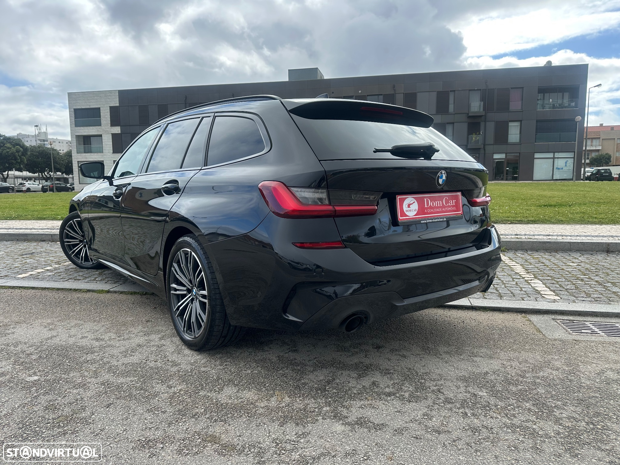 BMW 320 d Touring Pack Desportivo M Auto - 7