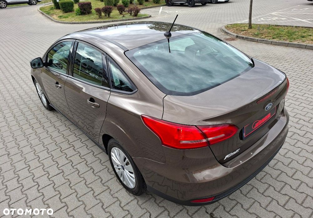 Ford Focus - 12