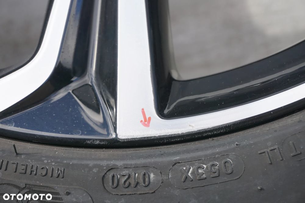 Opel corsa F 4x108 17 7J Michelin 205 45 17 - 7