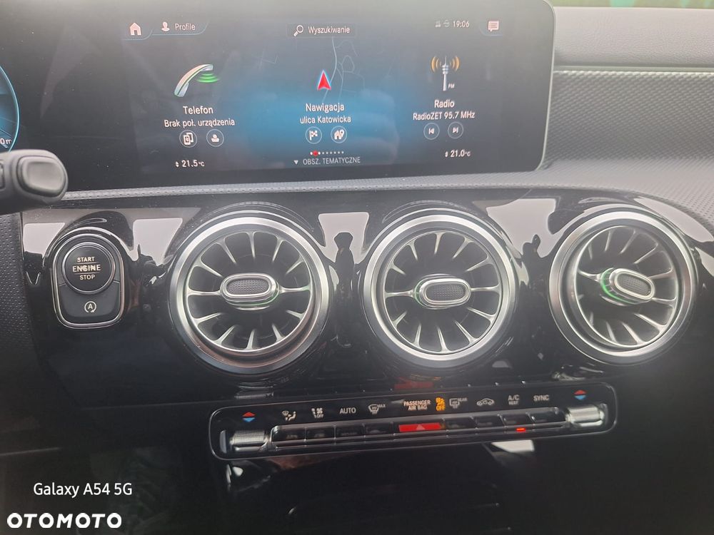 Mercedes-Benz Klasa A 200 AMG Line 7G-DCT - 12