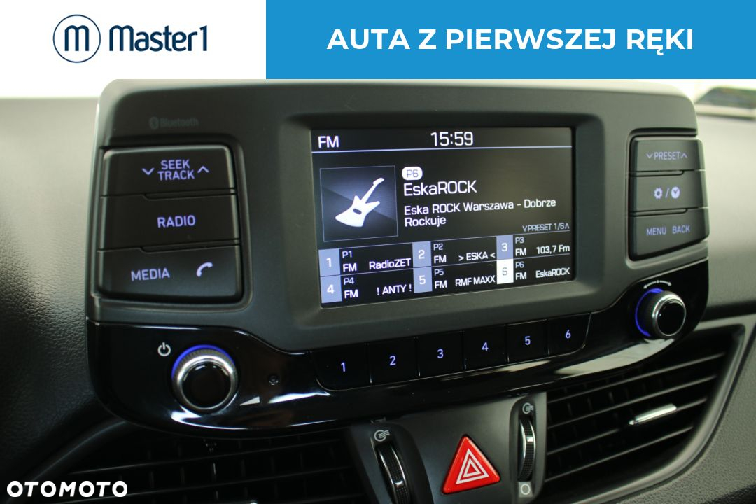 Hyundai i30 1.6 D Classic + - 18