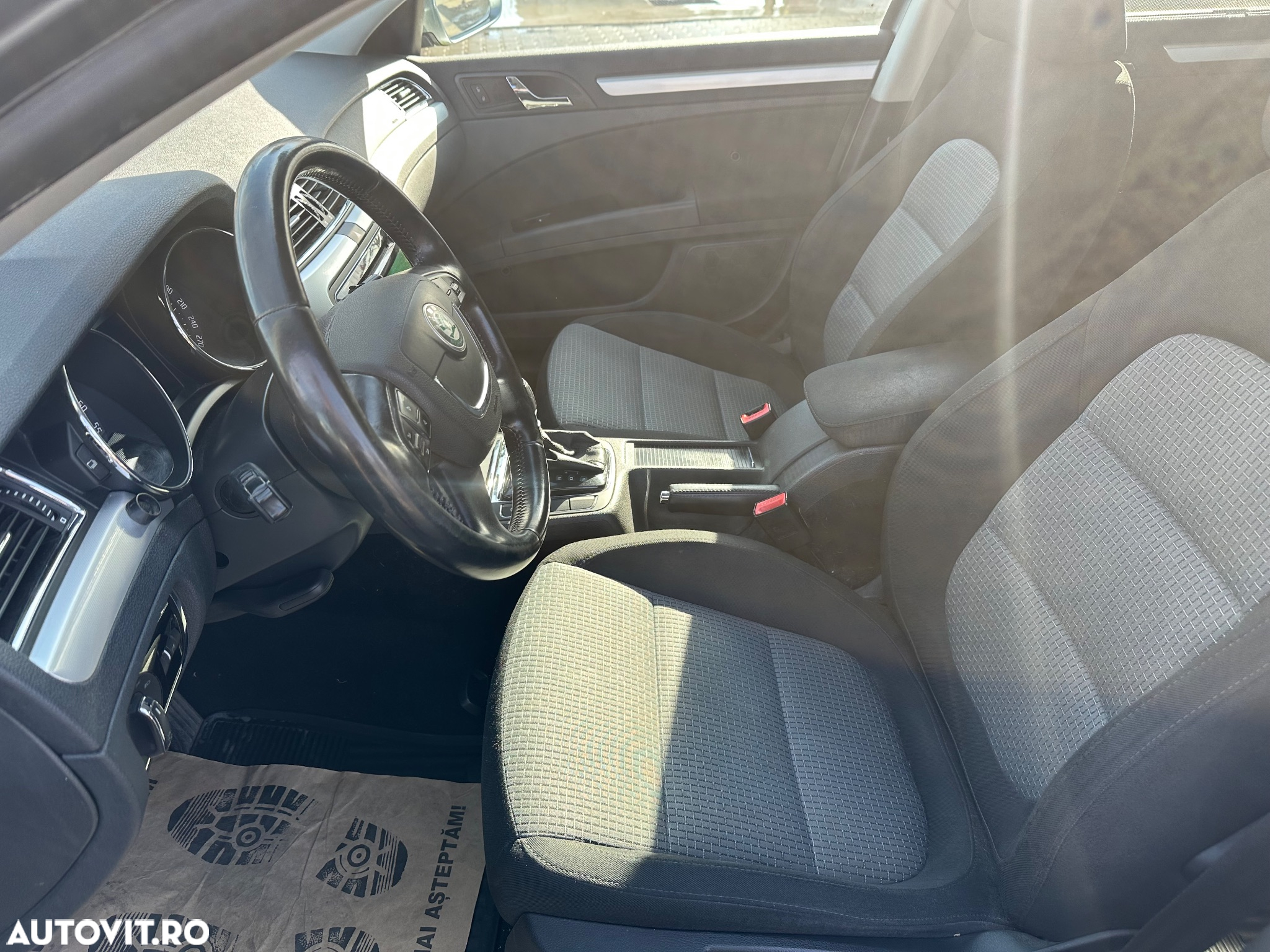 Skoda Superb 2.0 TDI 4x4 DSG Elegance - 21