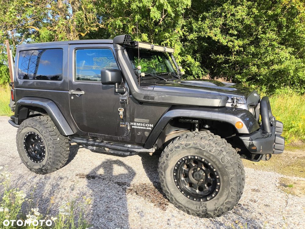 Jeep Wrangler - 4