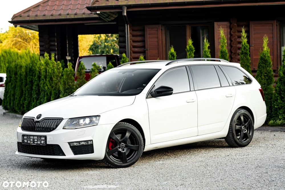 Skoda Octavia 2.0 TDI 4x4 DSG RS - 3