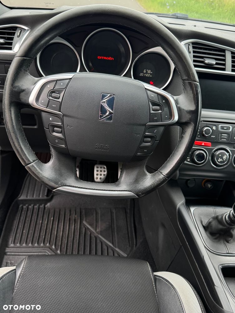 Citroën DS4 HDi 165 SportChic - 10