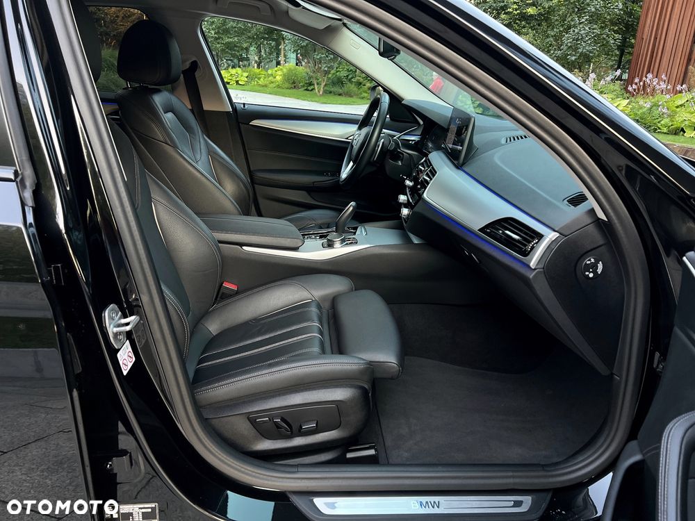 BMW Seria 5 520d MHEV Luxury Line sport - 35