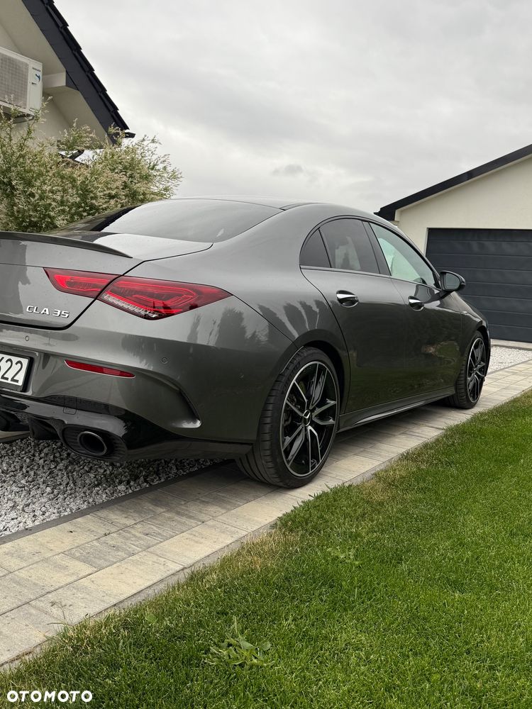 Mercedes-Benz CLA - 4