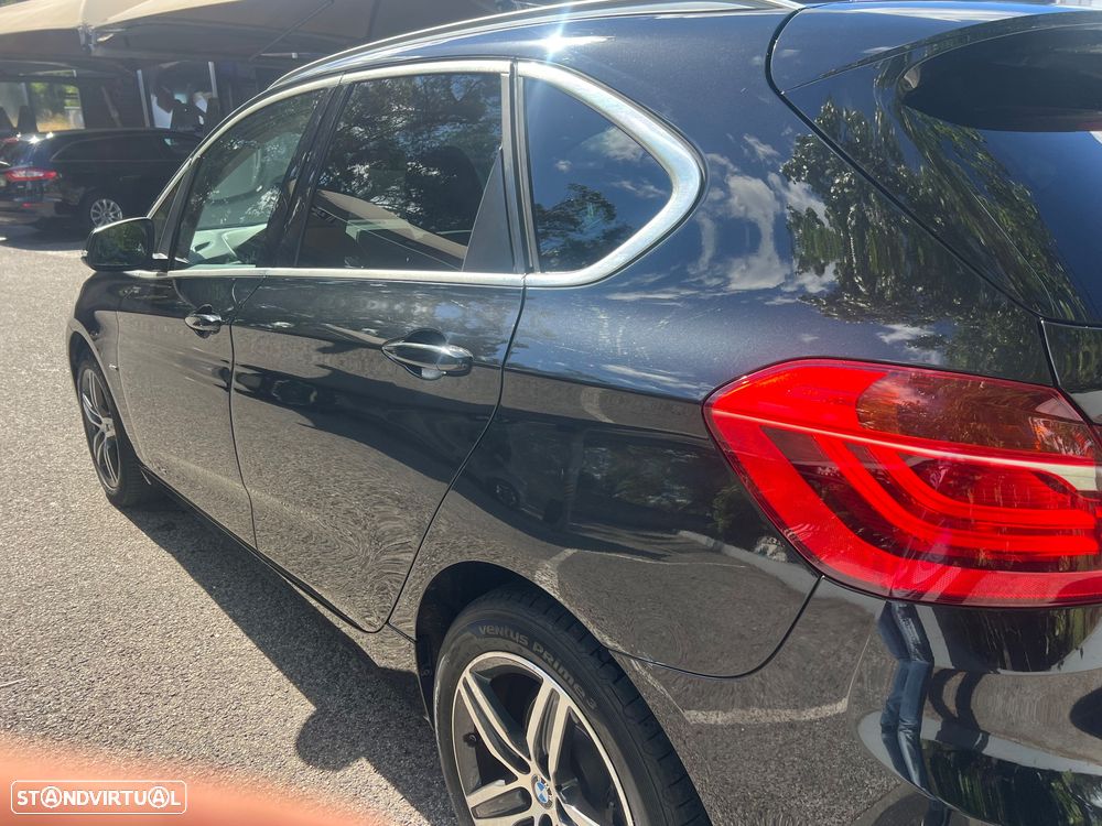 BMW 216 Active Tourer d Line Sport - 13