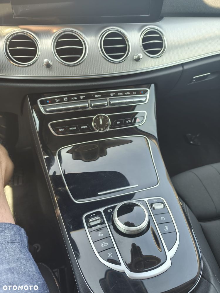 Mercedes-Benz Klasa E 220 d 9G-TRONIC Avantgarde - 15