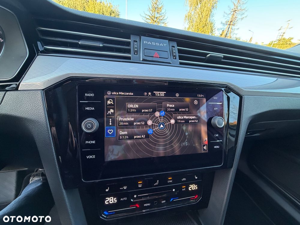 Volkswagen Passat 1.5 TSI EVO Business DSG - 25