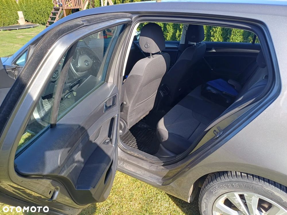 Volkswagen Golf 1.6 TDI BlueMotion Technology Comfortline - 9