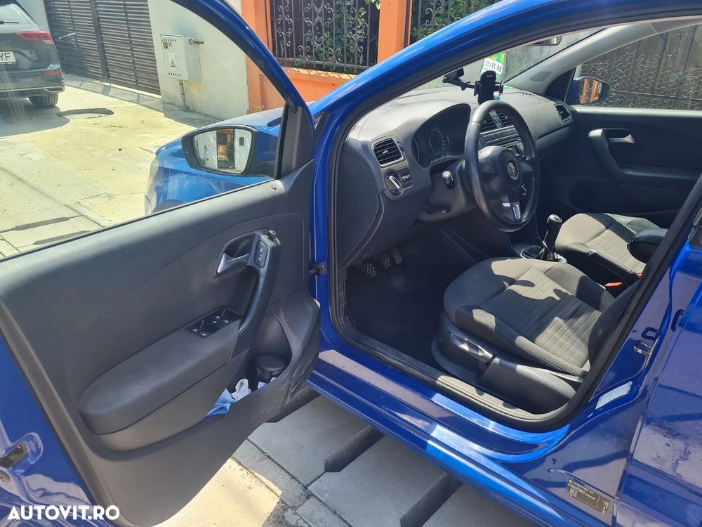 Volkswagen Polo - 2