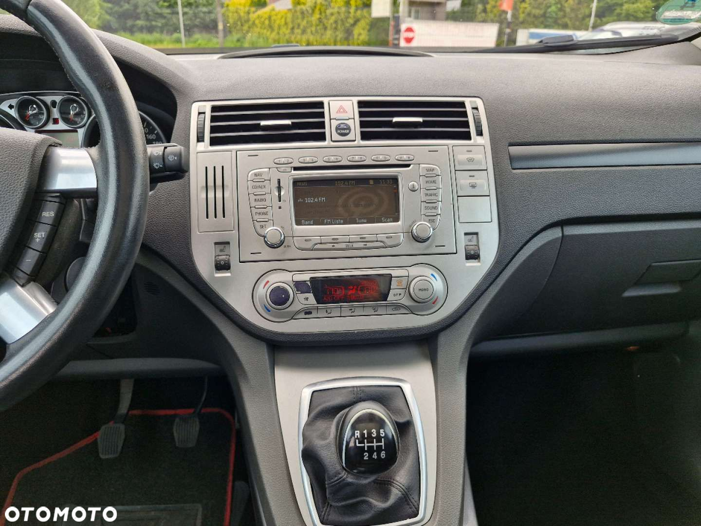 Ford Kuga - 23