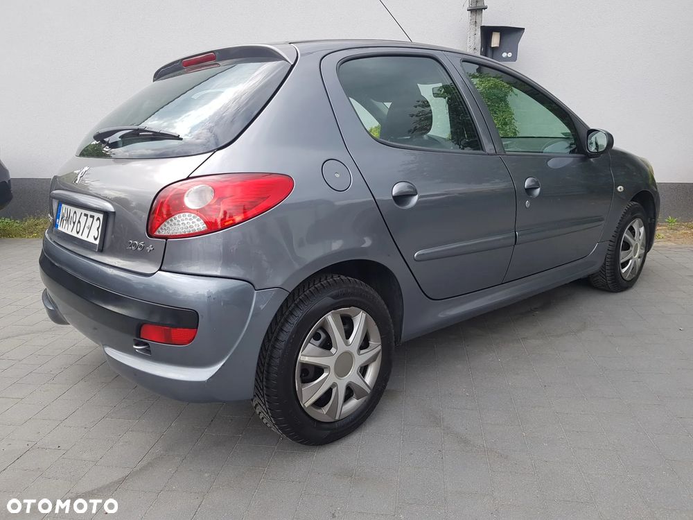 Peugeot 206 plus 1.1 Presence - 4