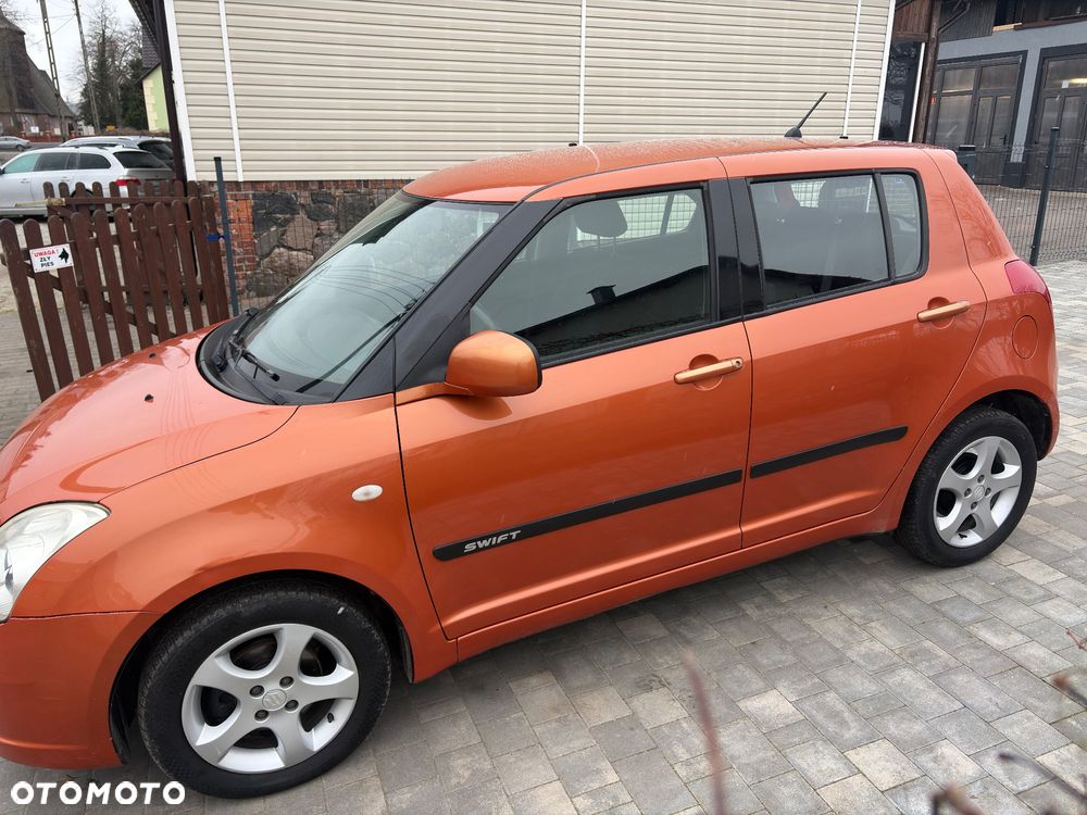 Suzuki Swift 1.3 4x4 Comfort - 10