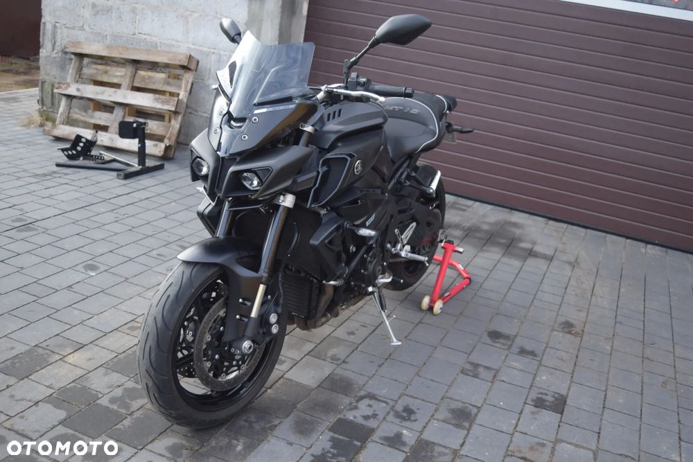 Yamaha MT - 2