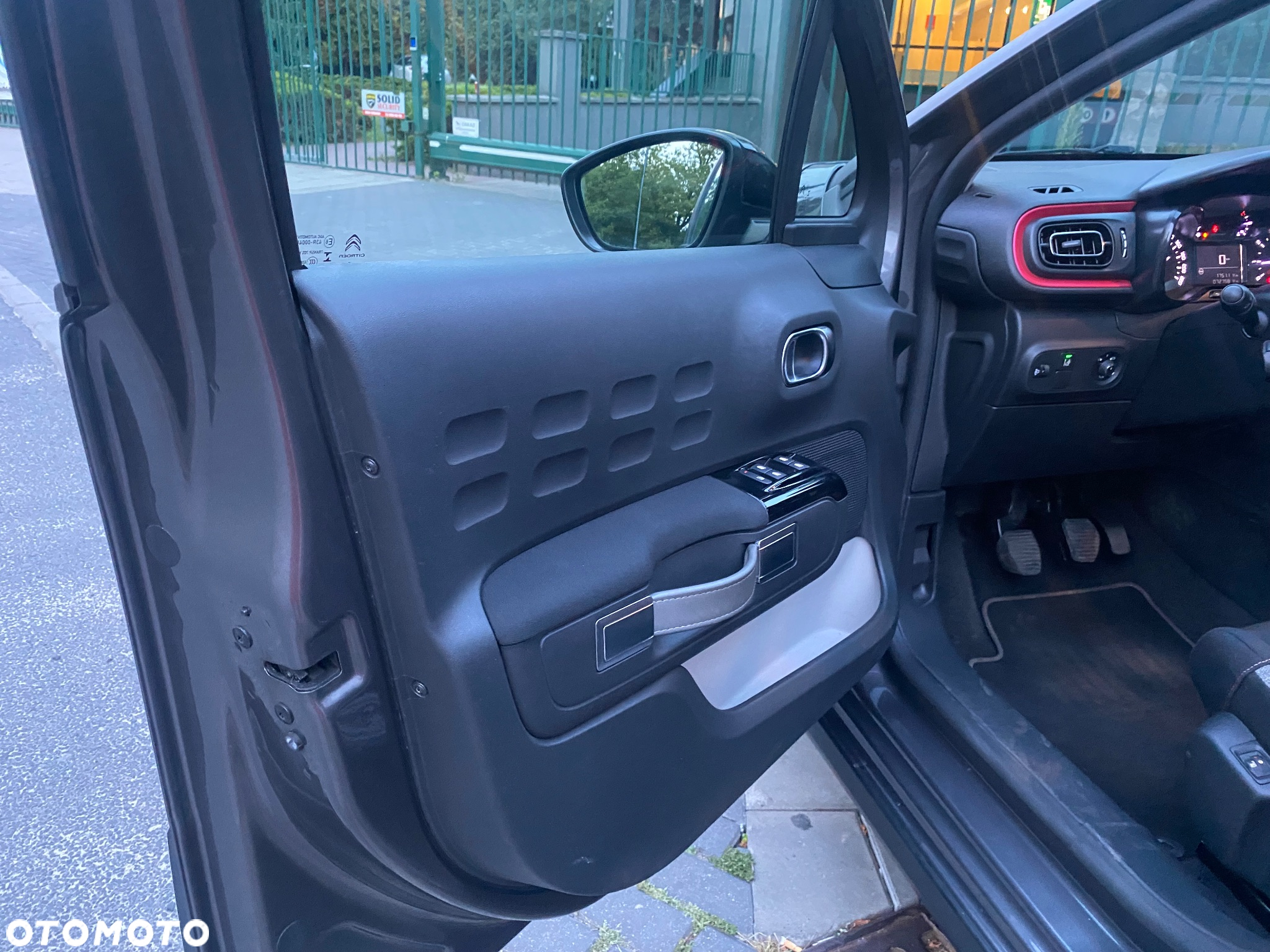 Citroën C3 1.2 PureTech Elle - 12