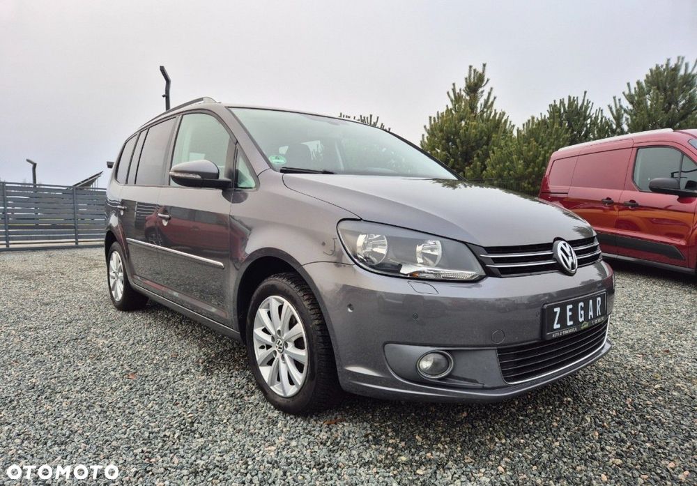 Volkswagen Touran - 1