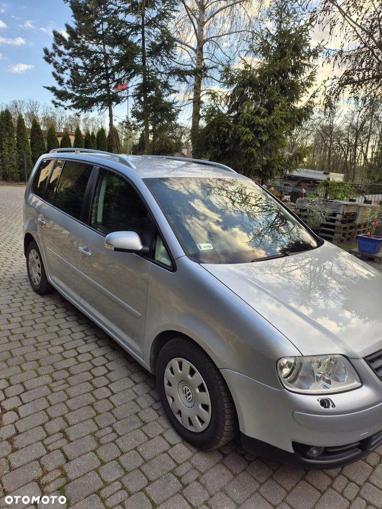 Volkswagen Touran 2.0 TDI Highline - 7
