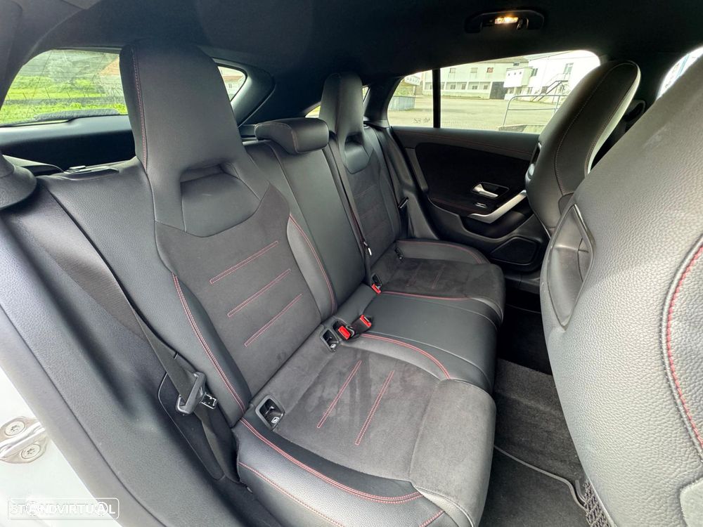 Mercedes-Benz CLA 250 e Shooting Brake AMG Line - 30