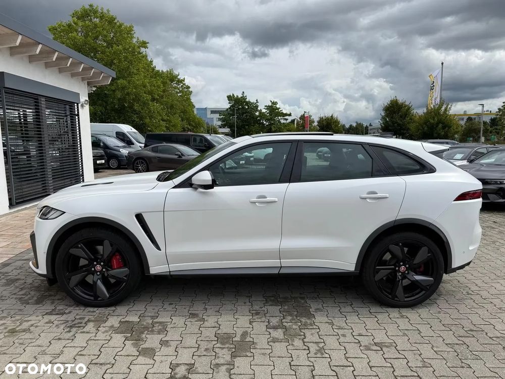 Jaguar F-Pace P550 AWD SVR - 5