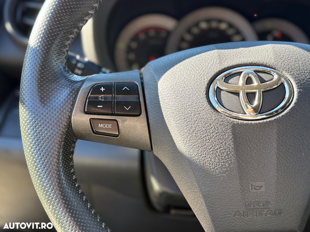 Toyota RAV4 2.2 D-4D 4x2 - 5