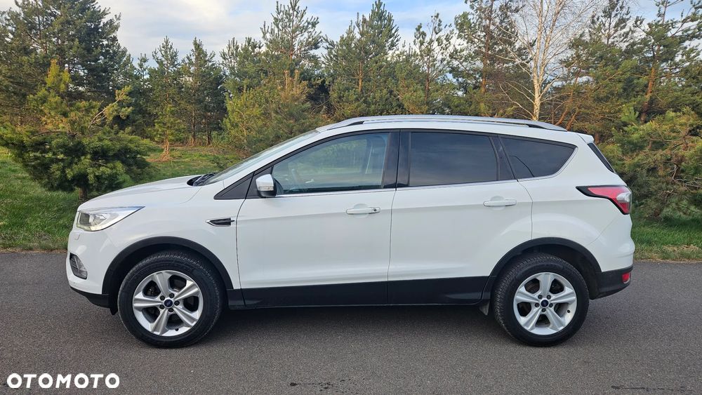 Ford Kuga 1.5 EcoBoost FWD Titanium ASS - 4