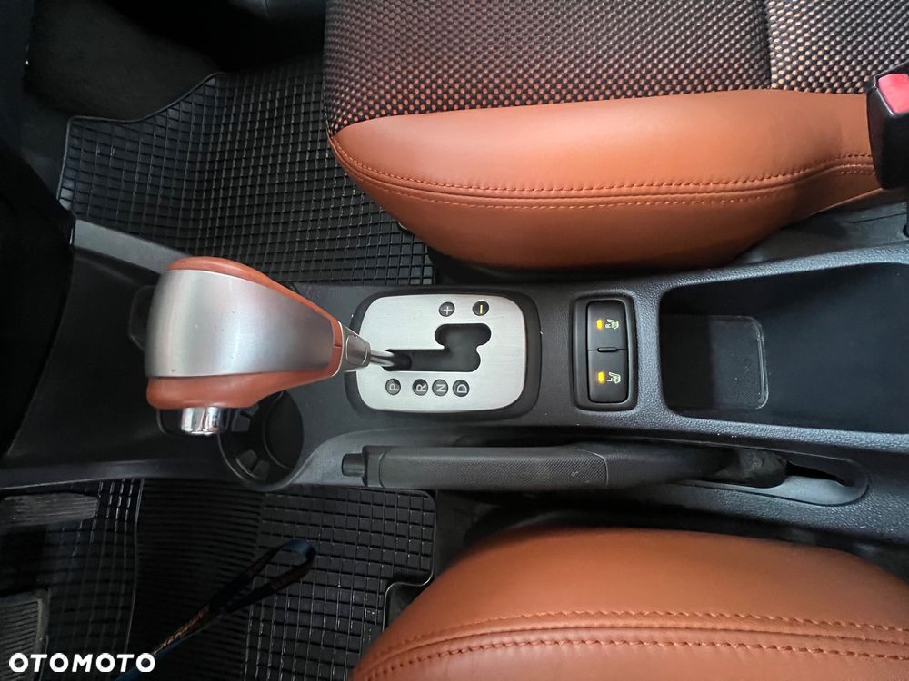 Kia Sportage - 14