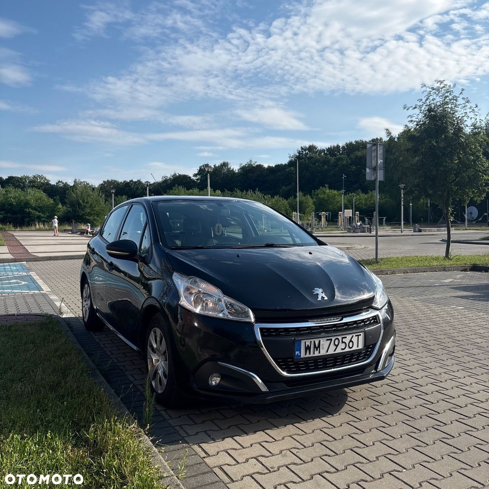 Peugeot 208 - 5