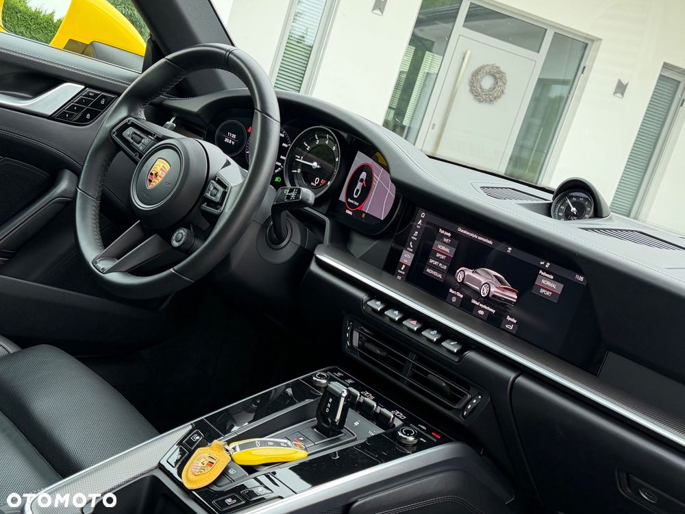 Porsche 911 Carrera S - 34