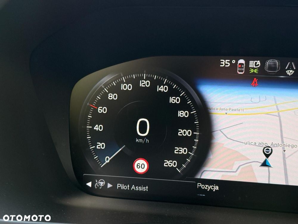 Volvo XC 90 - 13