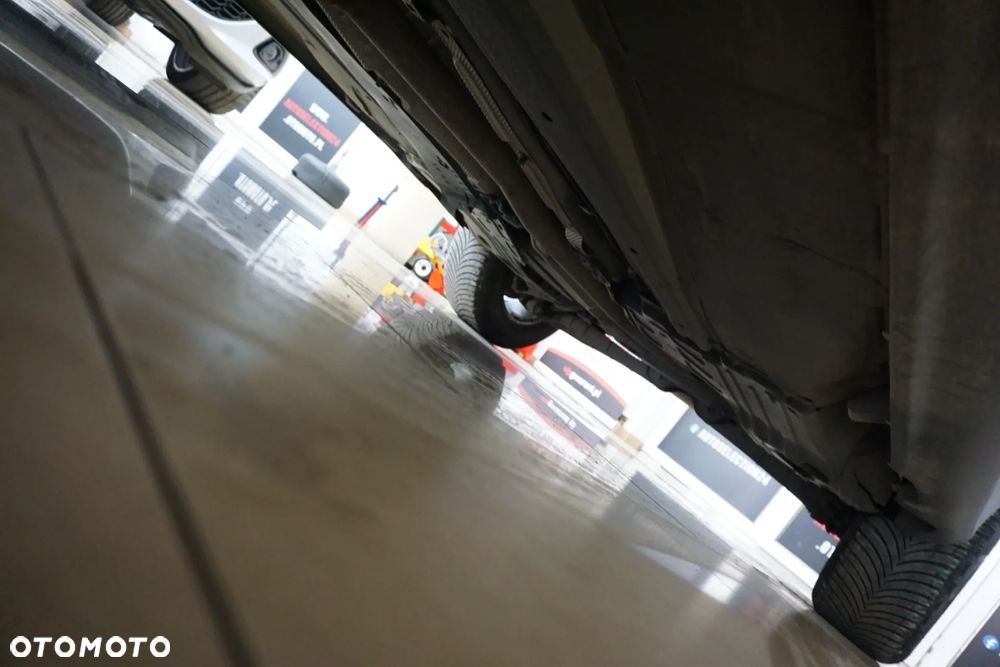 Volvo XC 60 DRIVe Kinetic - 16