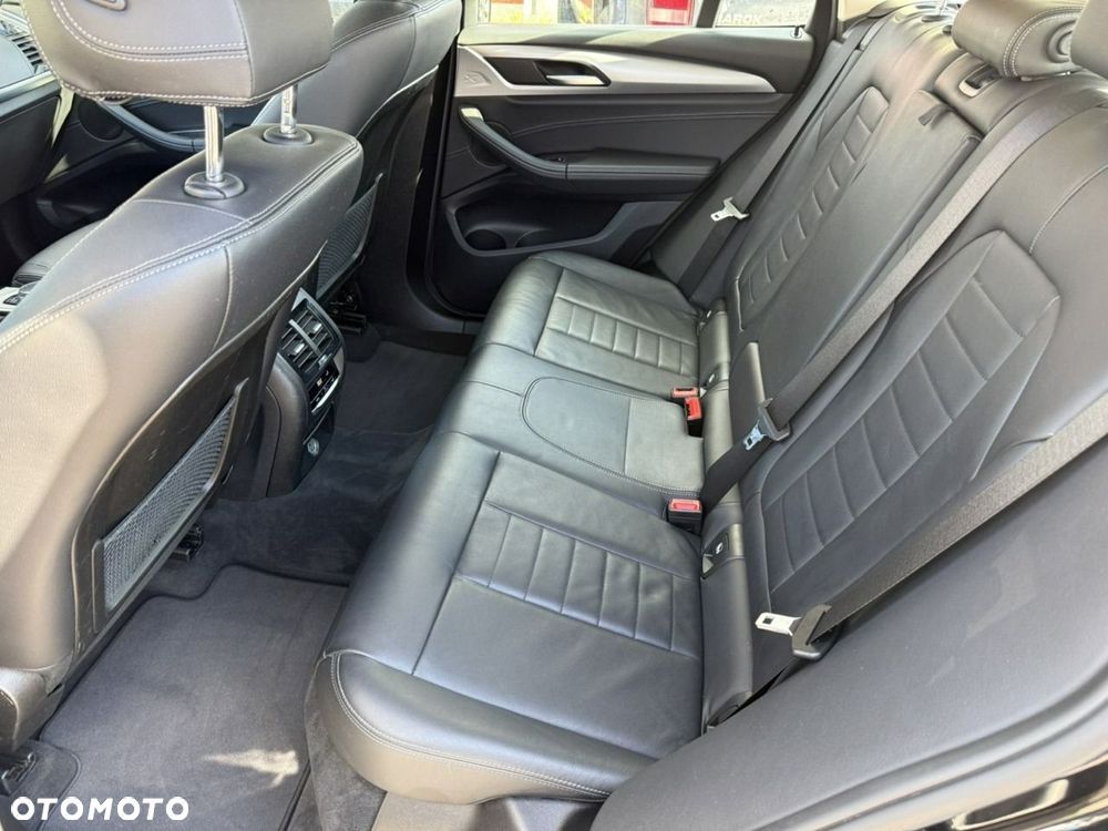 BMW X3 xDrive20d xLine - 28