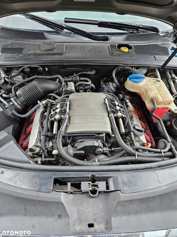 Audi A6 Avant 2.4 - 8