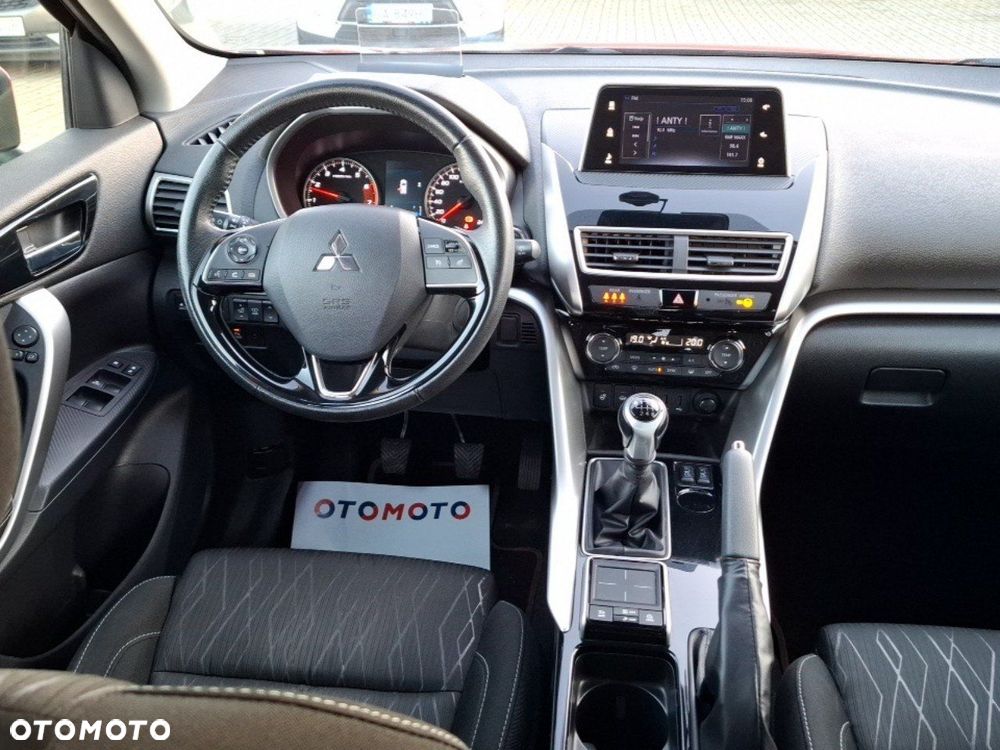 Mitsubishi Eclipse Cross 1.5 T GPF Intense - 8