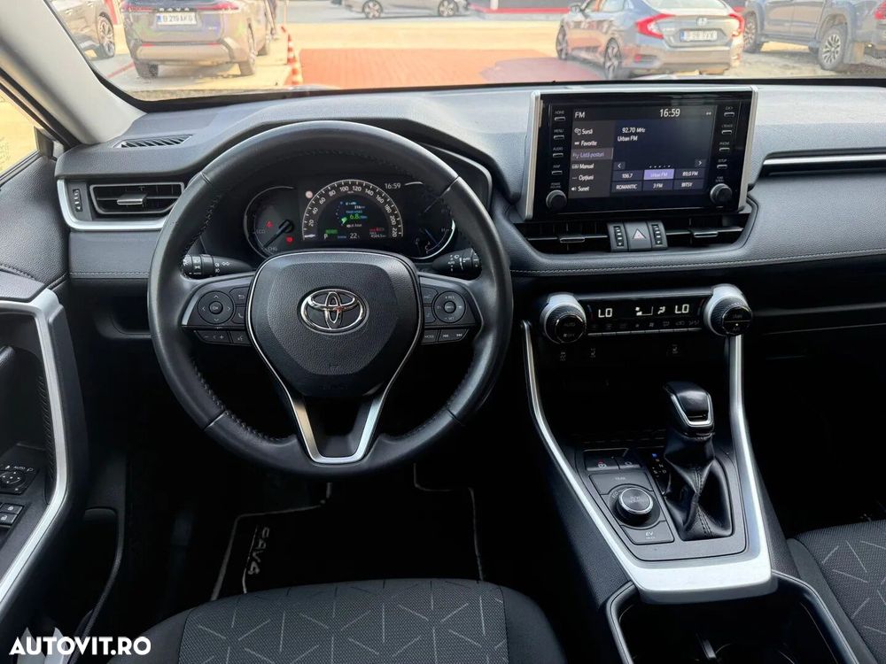 Toyota RAV4 - 19