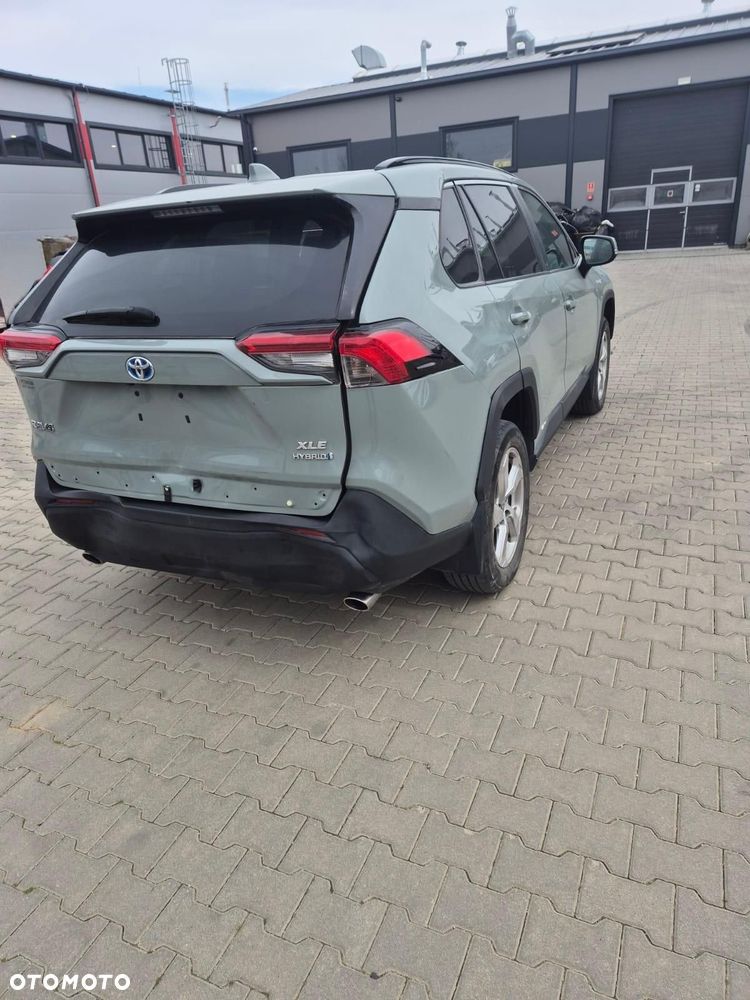Toyota RAV4 - 7