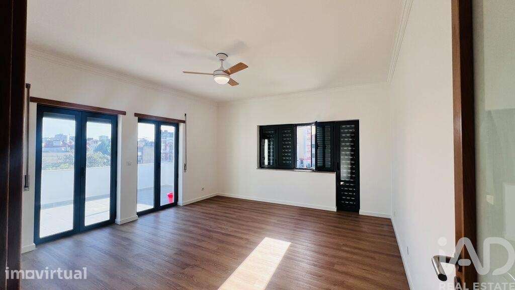 Apartamento T2 em Setúbal - Grande imagem: 3/26
