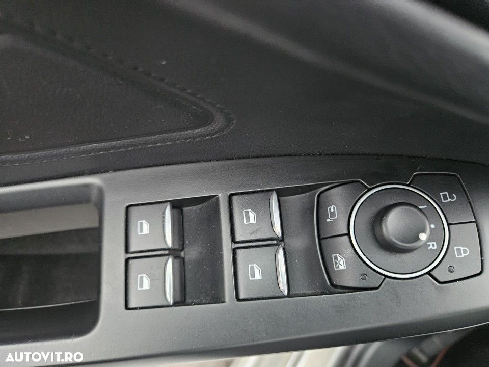 Ford Focus - 19