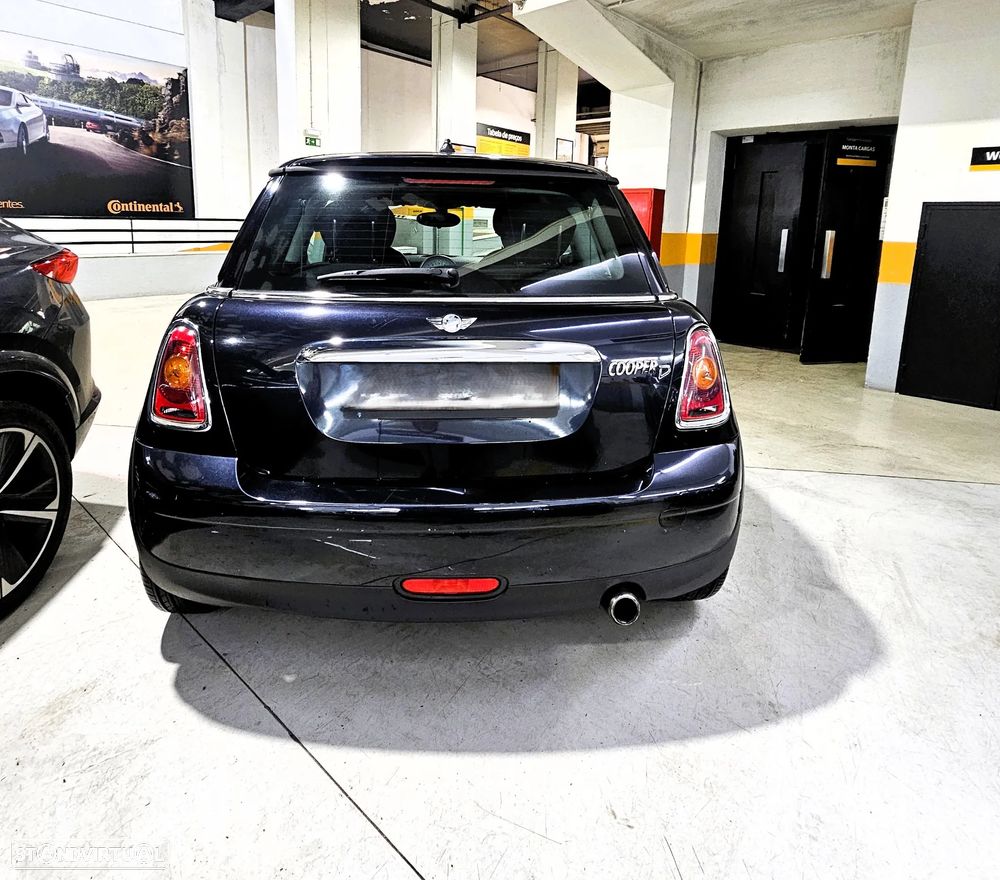 MINI 3 Portas Cooper D - 3