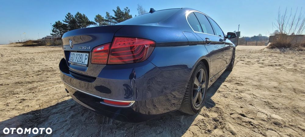 BMW Seria 5 530d xDrive Luxury Line - 14