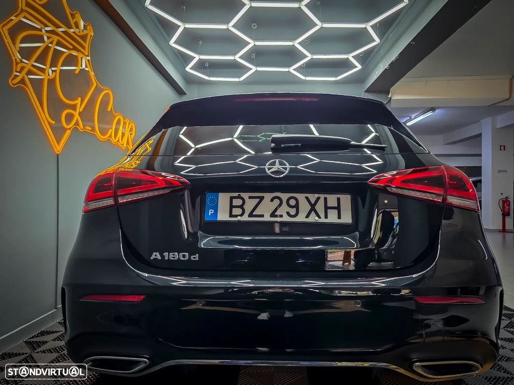 Mercedes-Benz A 180 d 7G-DCT AMG Line - 14