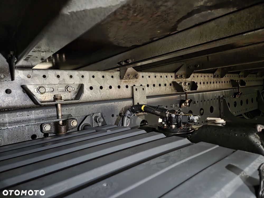 Mercedes-Benz atego 1518 - 19