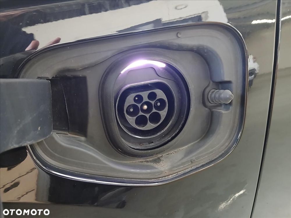 Volvo XC 40 - 38