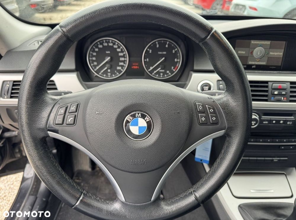 BMW Seria 3 318i Edition Exclusive - 6