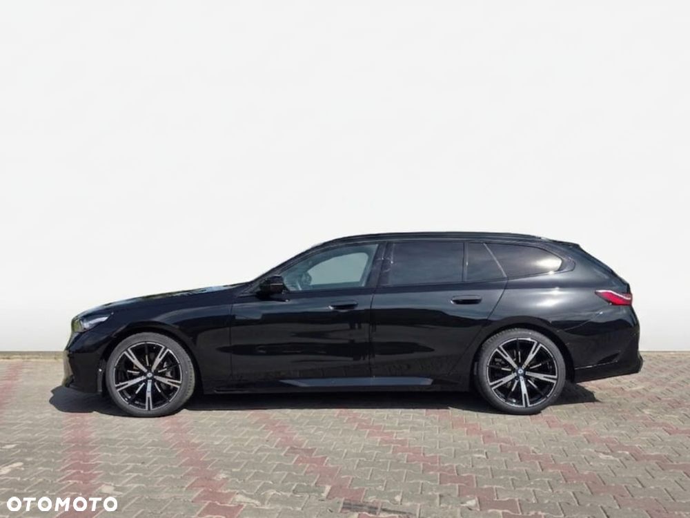 BMW Seria 5 540d xDrive mHEV M Sport - 9